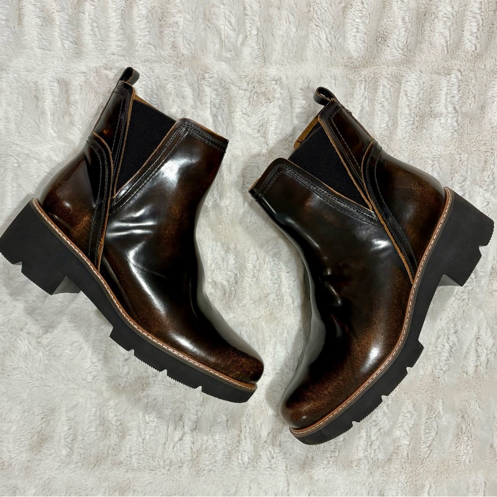 Naturalizer Darry Bootie English Tea Brown Leather 8 Wide